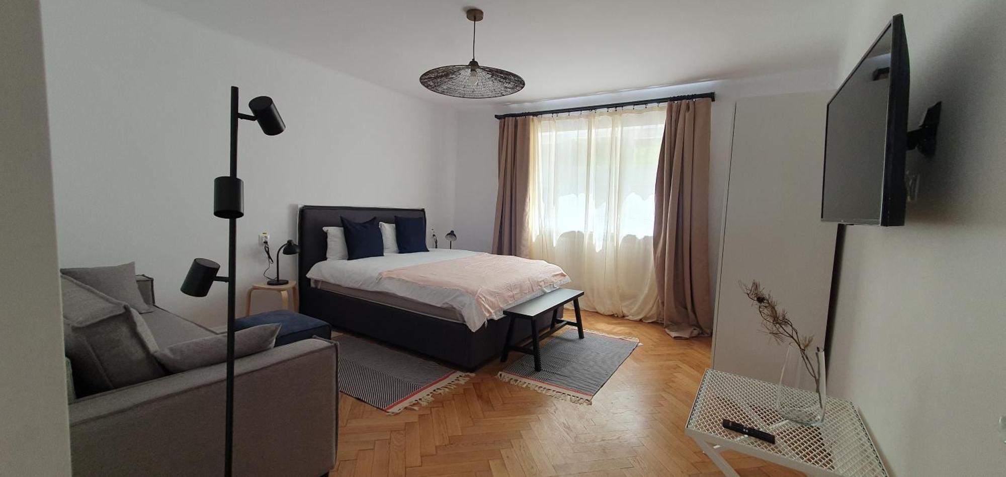 The Pines Serviced Apartments 브라쇼브 외부 사진