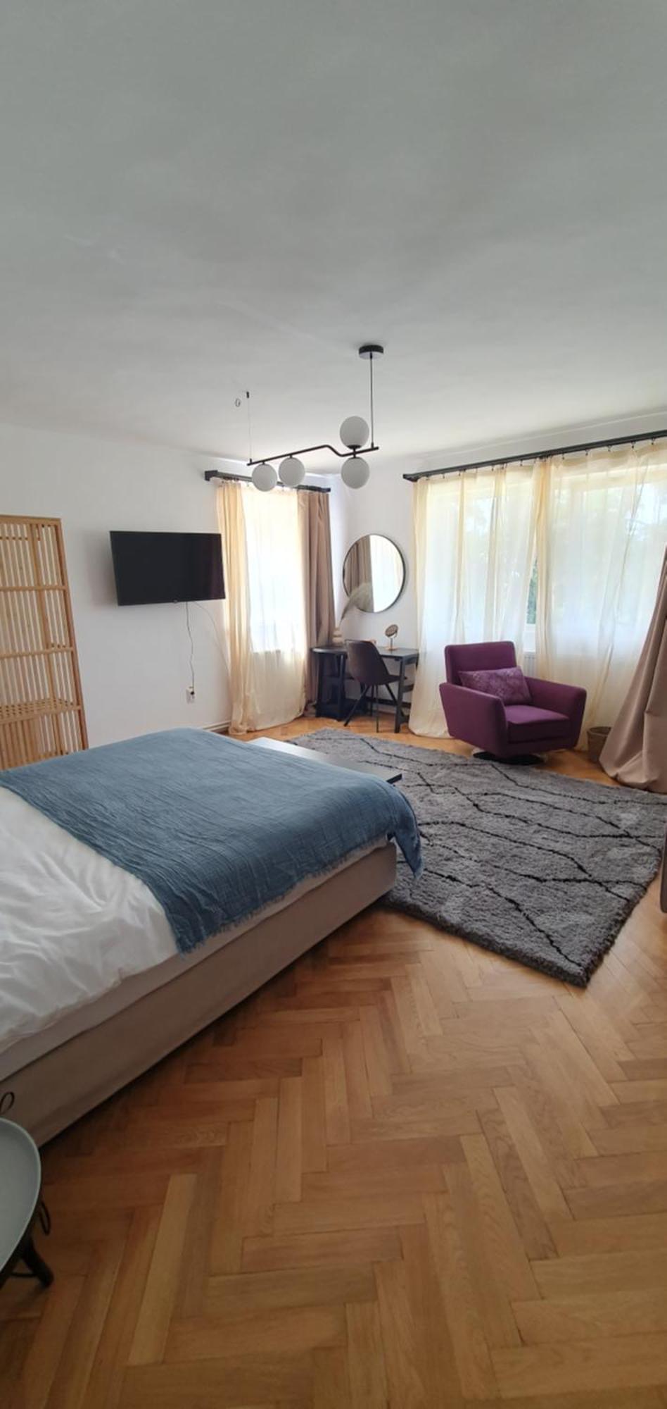 The Pines Serviced Apartments 브라쇼브 외부 사진